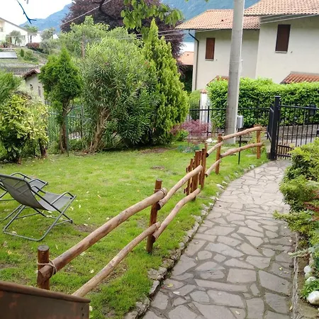 Nyaraló Bade House Oliveto Lario